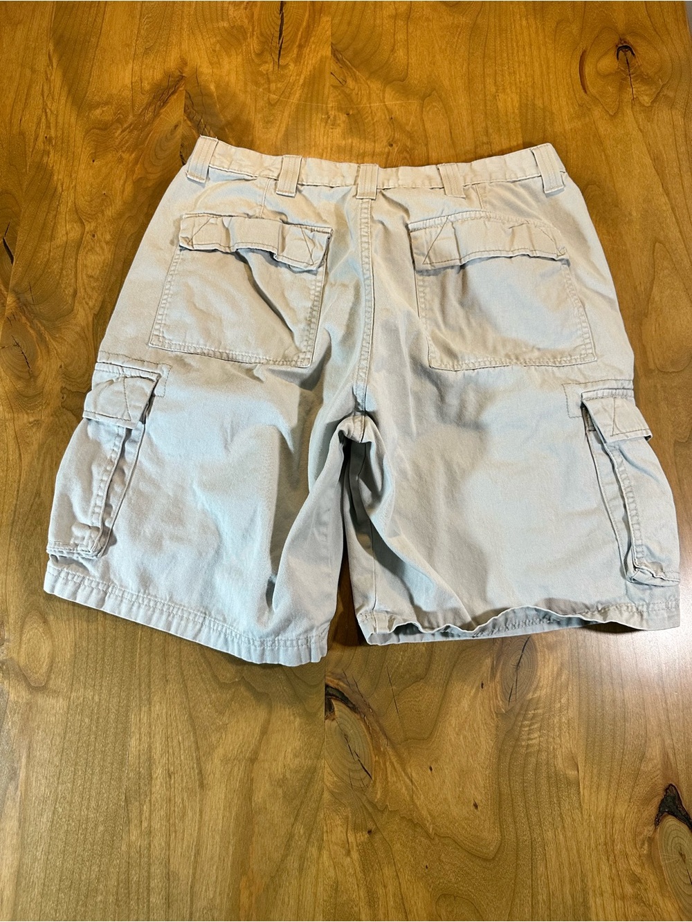 Wrangler Cargo Shorts Men’s Size 36 Khaki Beige Utility Cotton Hiking - Picture 4 of 9